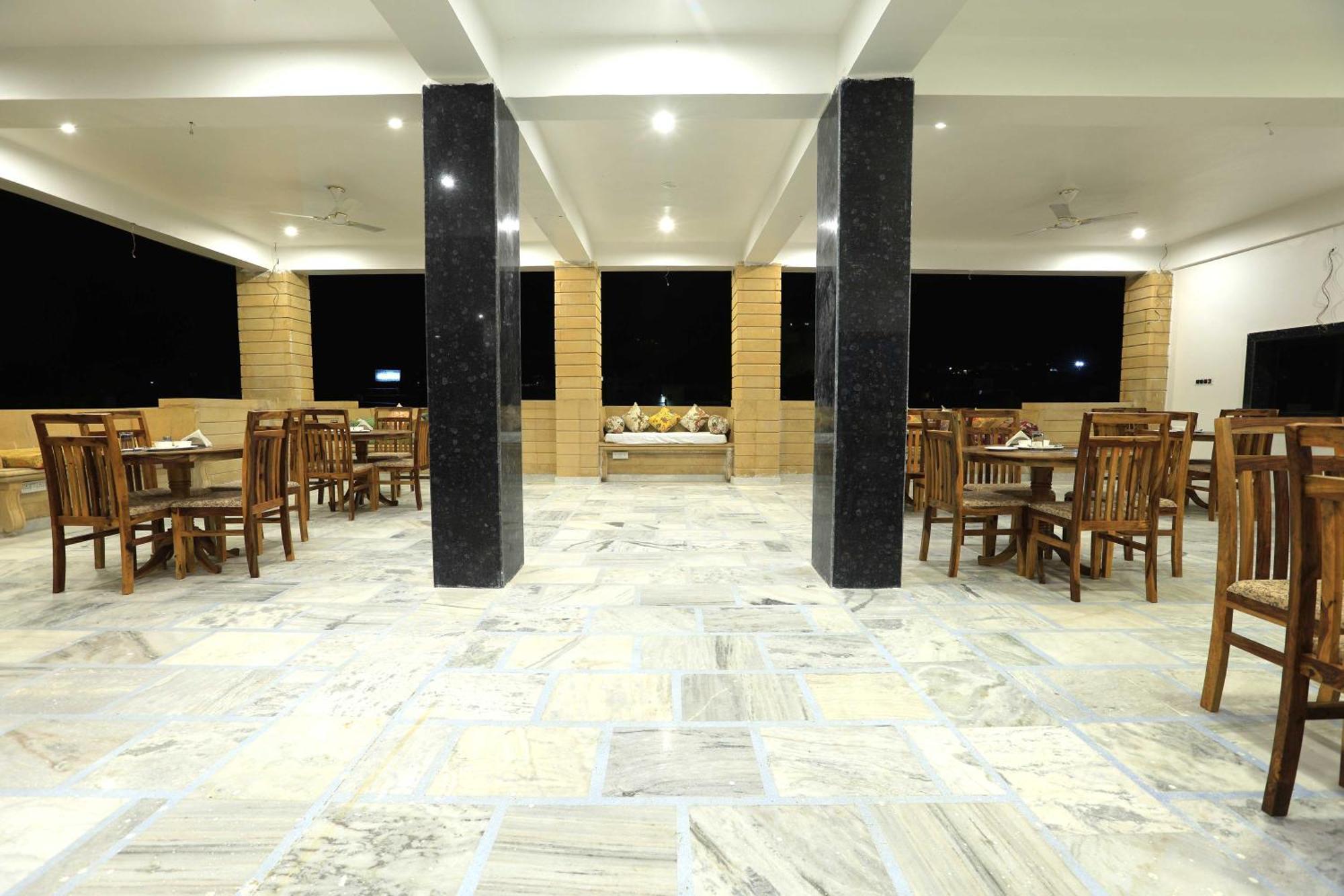 Hotel Golden Signature Jaisalmer Exterior photo
