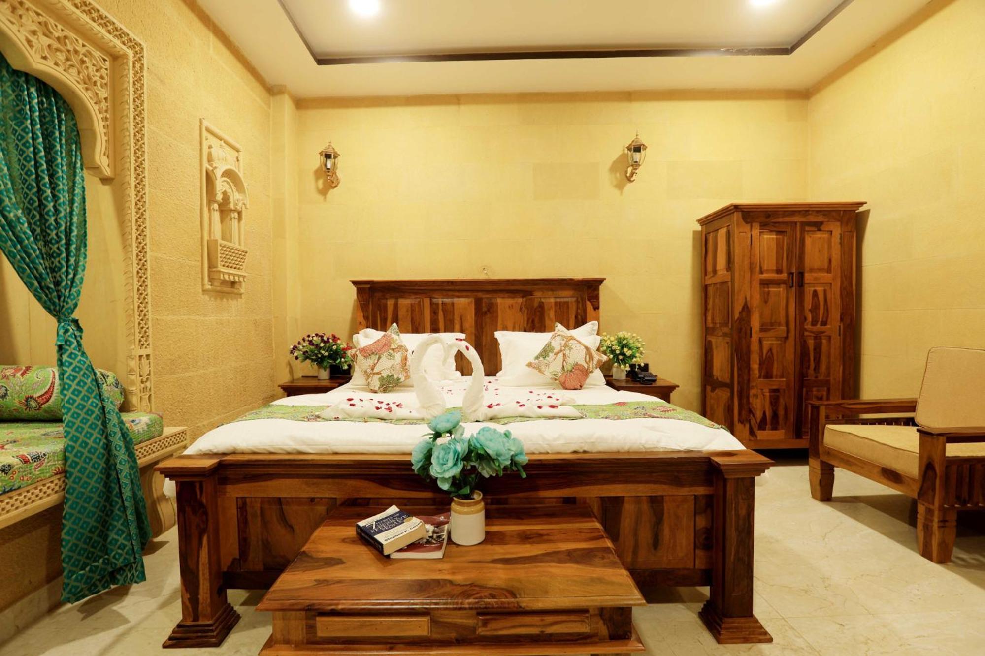 Hotel Golden Signature Jaisalmer Exterior photo
