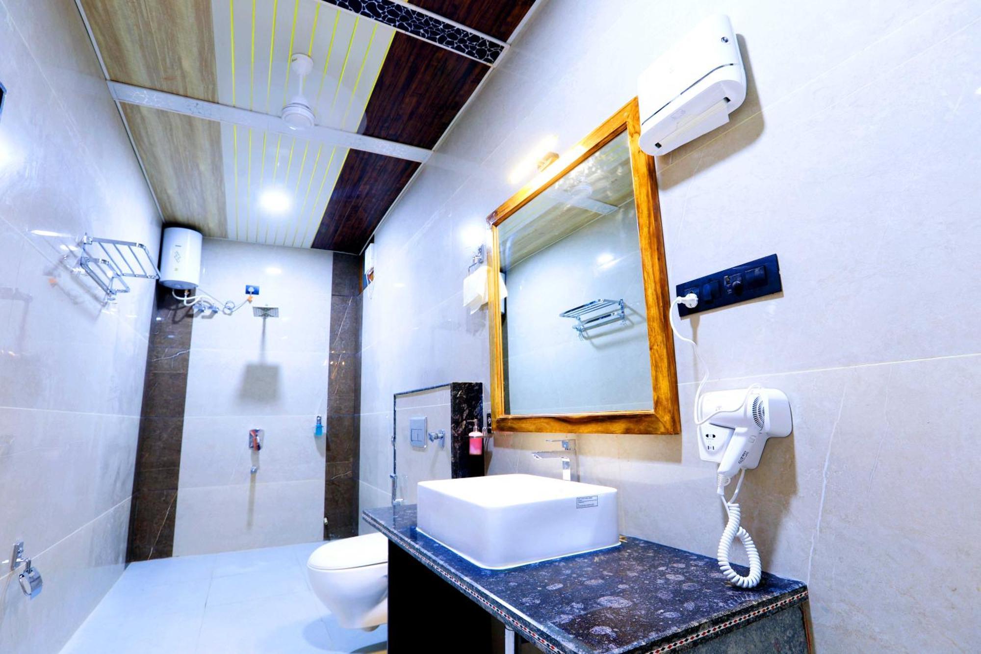 Hotel Golden Signature Jaisalmer Exterior photo